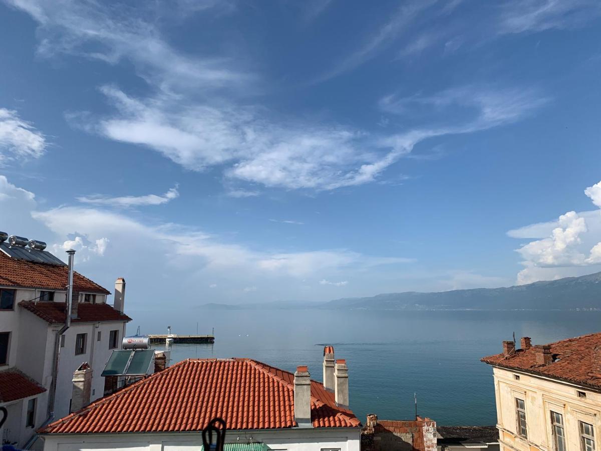 Syzo Apartments Pogradec Eksteriør billede
