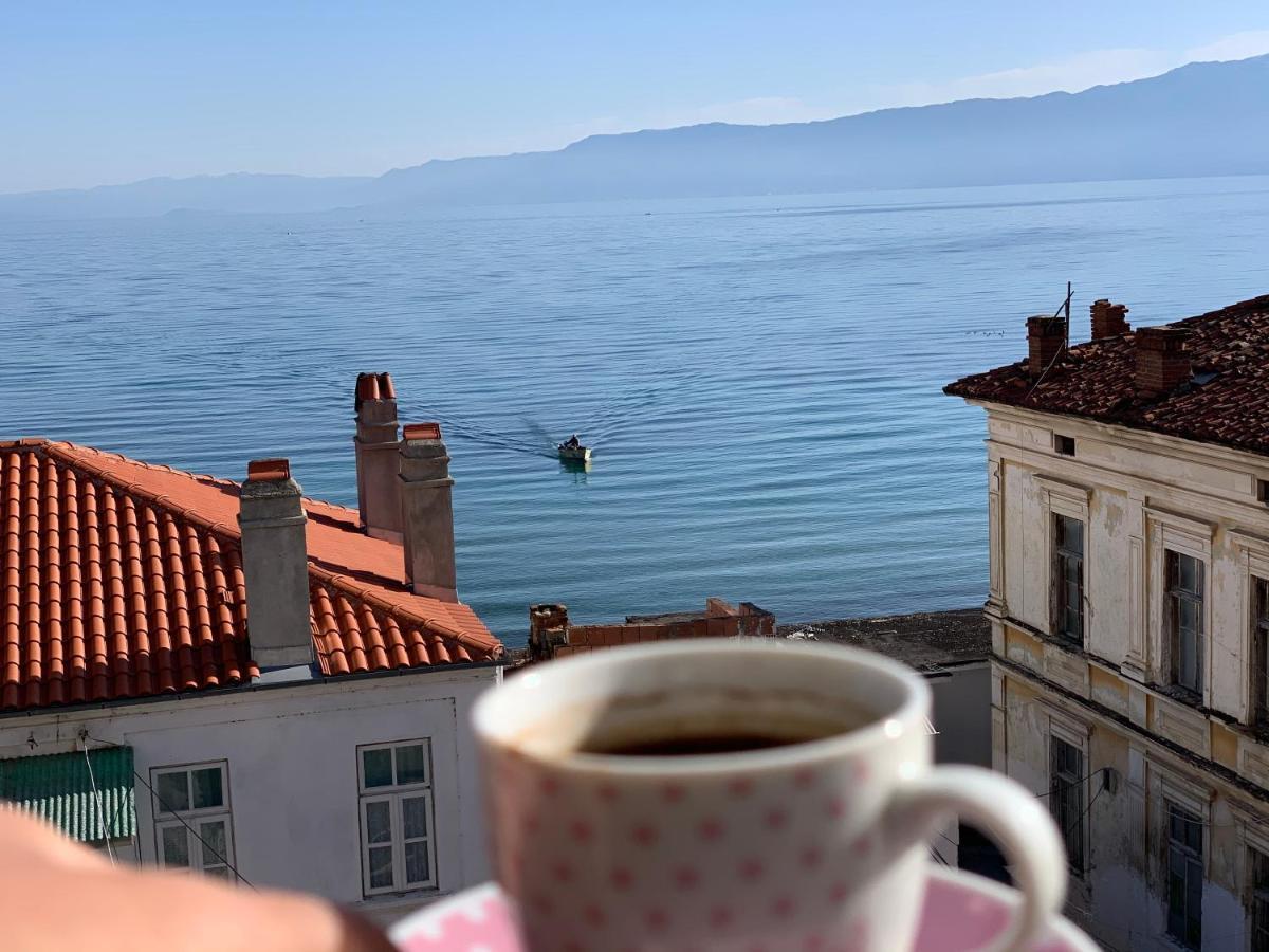 Syzo Apartments Pogradec Eksteriør billede