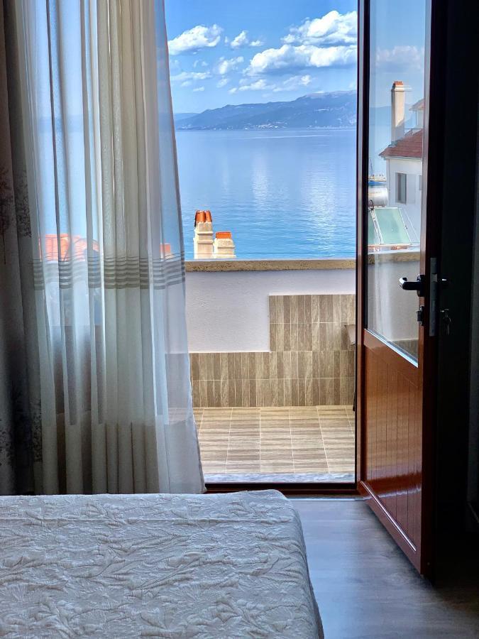 Syzo Apartments Pogradec Eksteriør billede