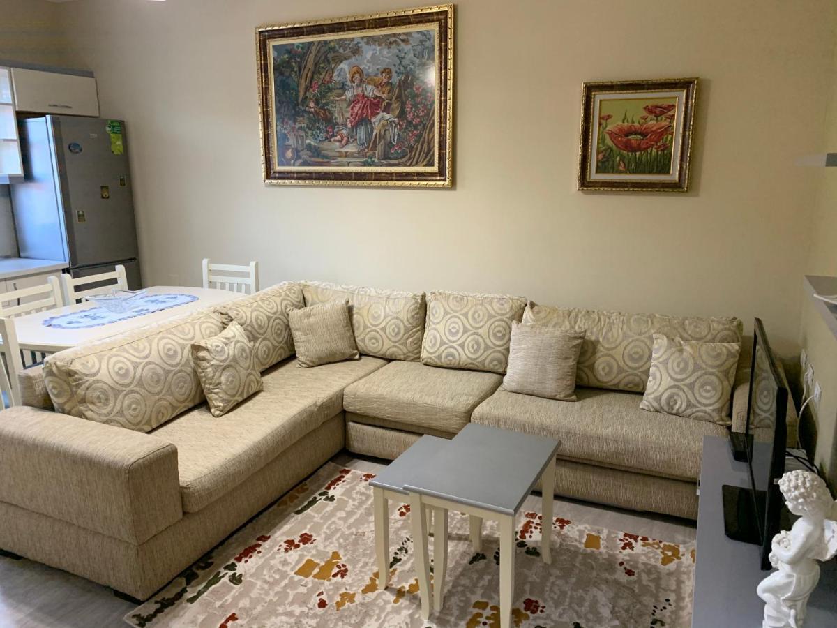 Syzo Apartments Pogradec Eksteriør billede