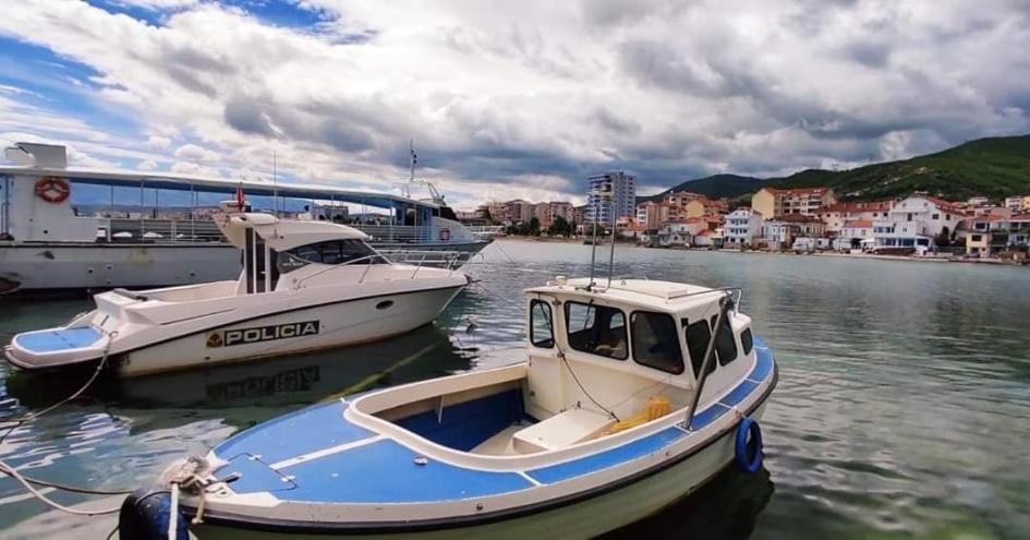 Syzo Apartments Pogradec Eksteriør billede